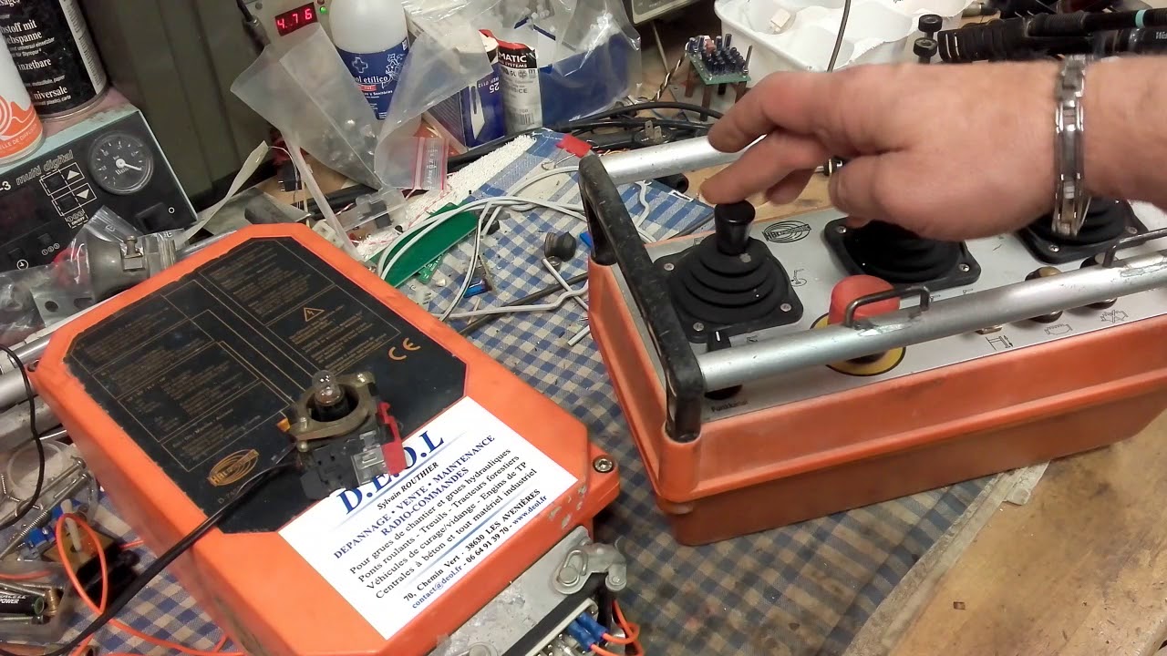 Dépannage radio commande HBC pour grue Böcker part2