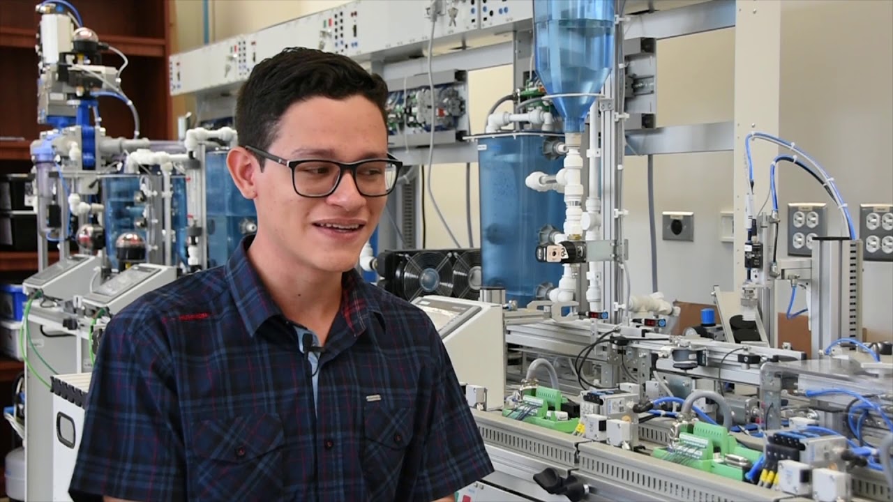 Estudiante de colegio científico es el primer promedio del examen de admisión al TEC