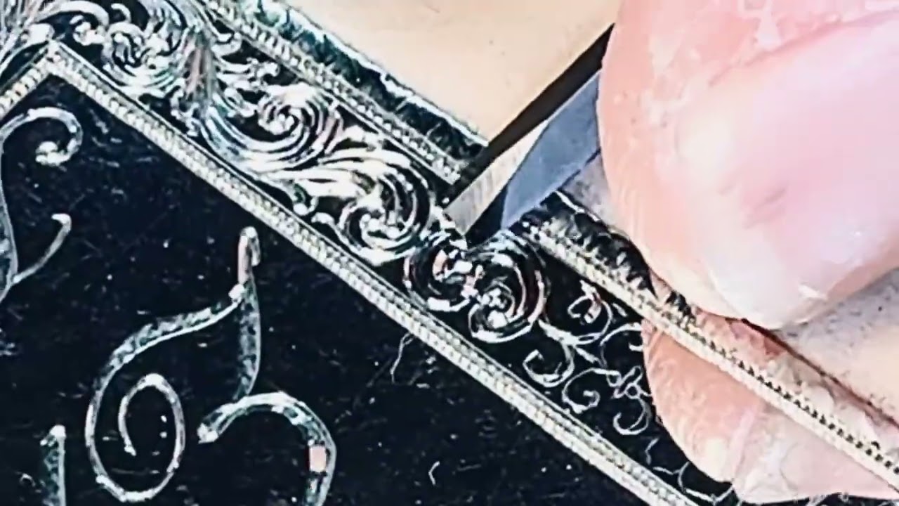 【EdwardianScriptNo.24 frame engraving 】Hand Engraving  彫金 彫刻