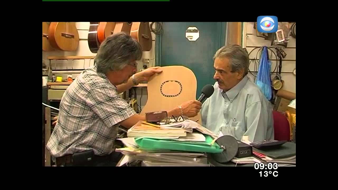 El oficio de construir guitarras.