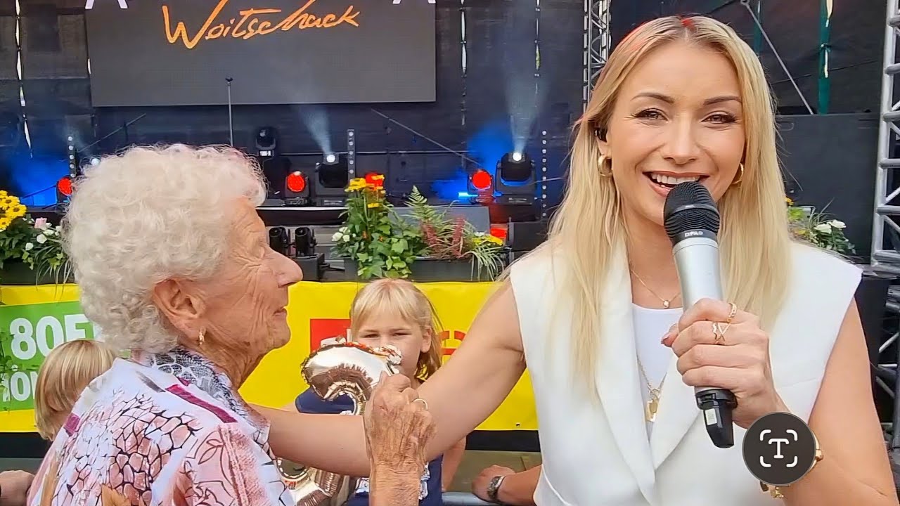 Anna-Carina Woitschack(Live) - Herzen💕 haben keine Fenster.Bad Belzig am 25.8.24