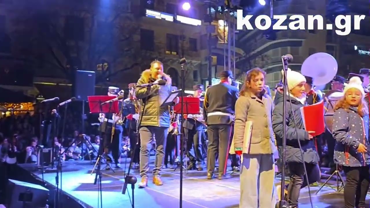 kozan.gr: &Mu;&epsilon; &Chi;&rho;&iota;&sigma;&tau;&omicron;&upsilon;&gamma;&epsilon;&nu;&nu;&iota;ά&tau;&iota;&kappa;&epsilon;&sigmaf; &mu;&epsilon;&lambda;&omega;&delta;ί&epsilon;&sigmaf; &tau;&eta;&sigmaf; &Pi;&alpha;&nu;&delta;ώ&rho;&alpha;&sigmaf; &phi;&omega;&tau;&alpha;&gamma;&omega;&gamma;ή&theta;&eta;&kappa;&epsilon; &tau;&omicron; &Chi;&rho;&iota;&sigma;&tau;&omicron;&upsilon;&gamma;&epsilon;&nu;&nu;&iota;ά&tau;&iota;&kappa;&omicron;