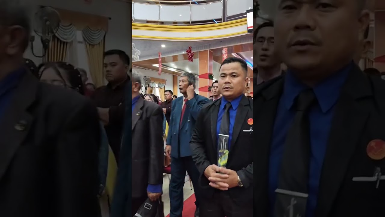 Roh mu yang hidup(prosesi Natal biro pemuda/i GPI Pelalawan)