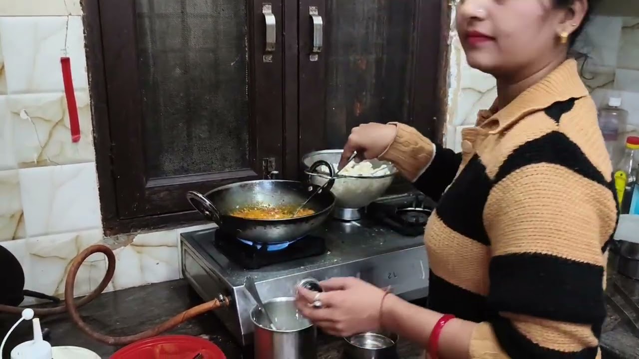 Making Red sauces 🍝 pasta too yummy🤪🤪 watch  till the end