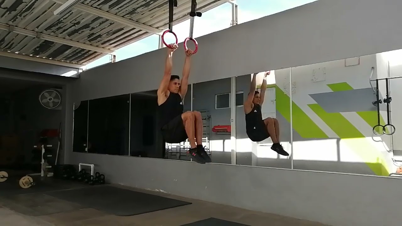 Abdominales bolita en anillos