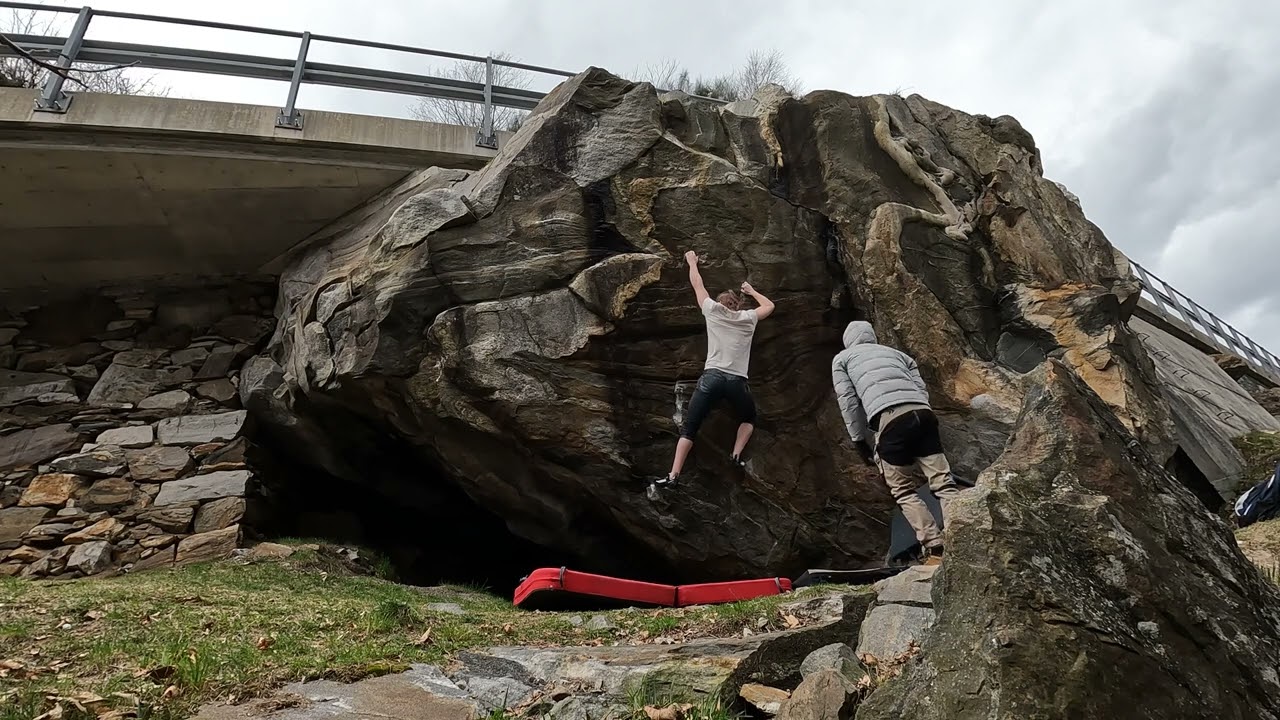 Mister orange 7B, Brione