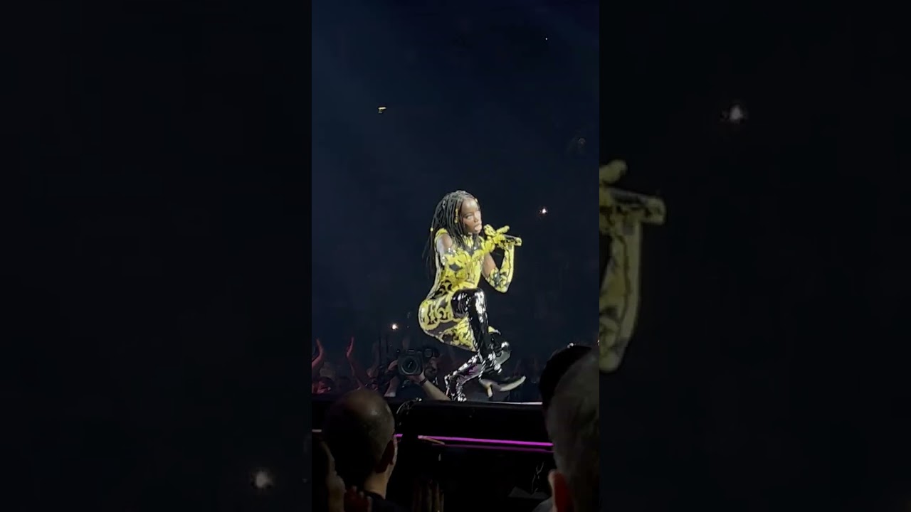 Madonna's Daughter Strikes a Pose at London Show