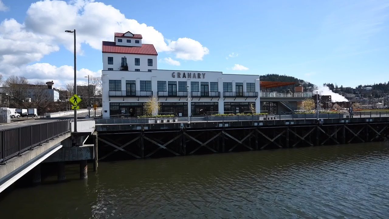 Businesses are opening on Bellingham's waterfront