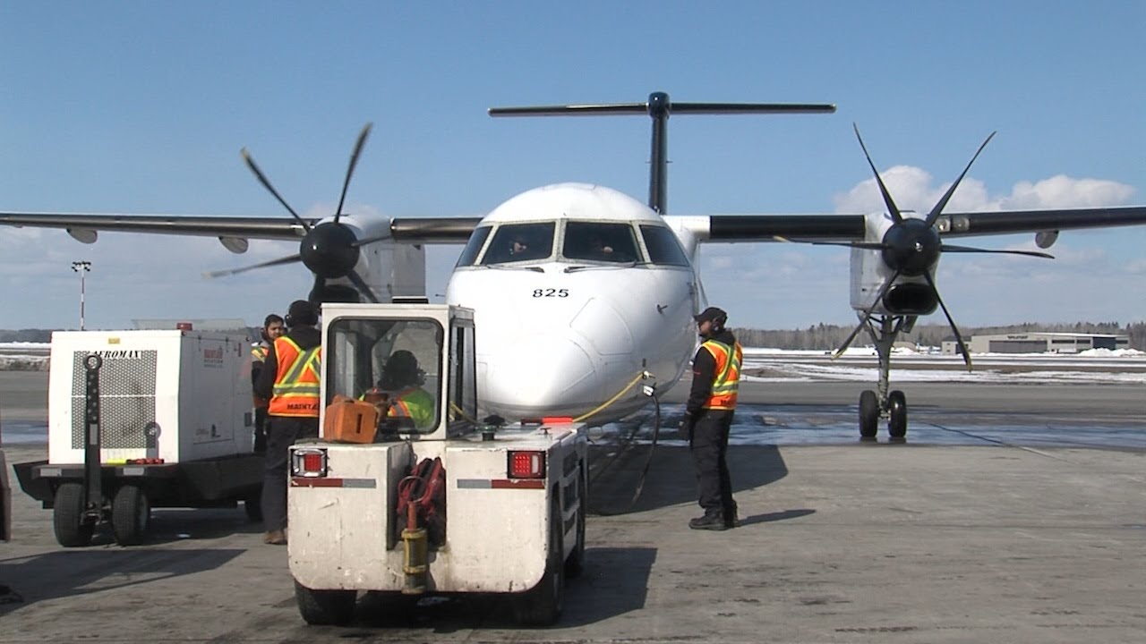 UP CLOSE! Porter De Havilland Dash 8 Q400 Startup, Taxi & Takeoff
