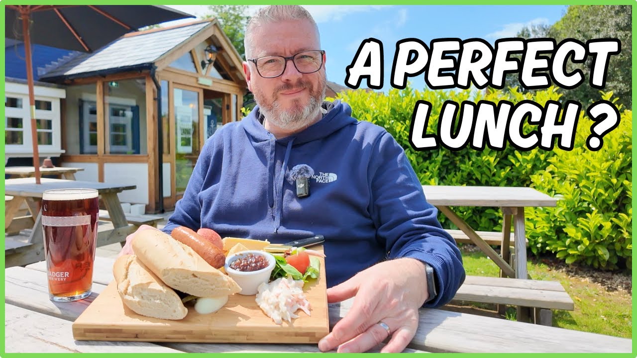 The PERFECT Ploughman's Lunch and Pint ? The Ship Inn, Wool