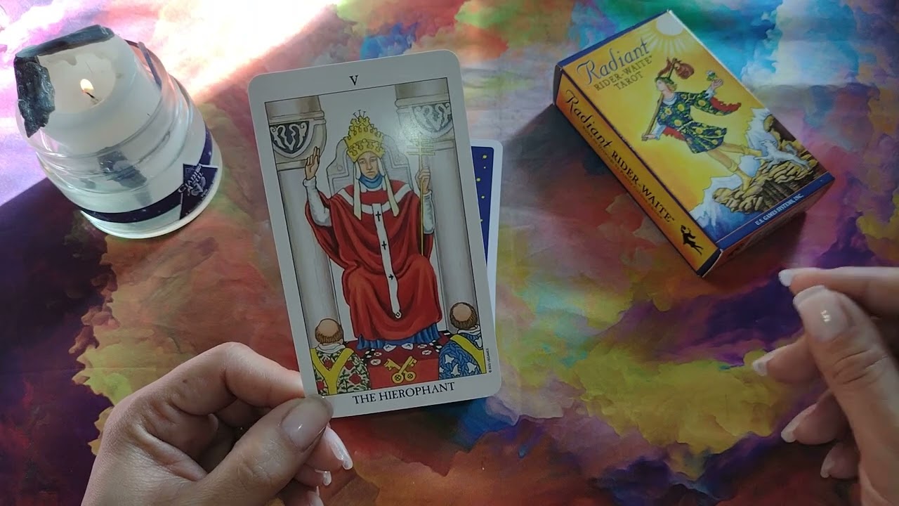 O Hierophant (O Papa) em forma de conselho.