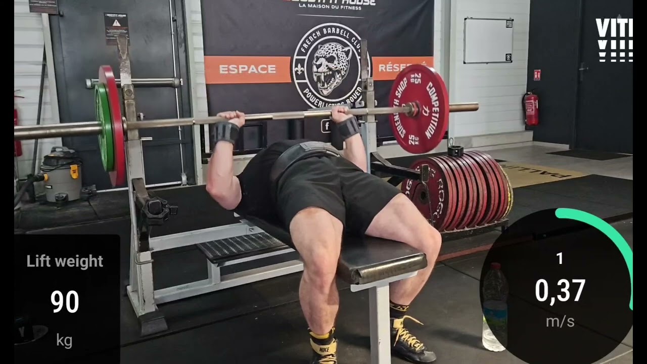 Close Grip Bench : 90kg x5 @0,38m/s