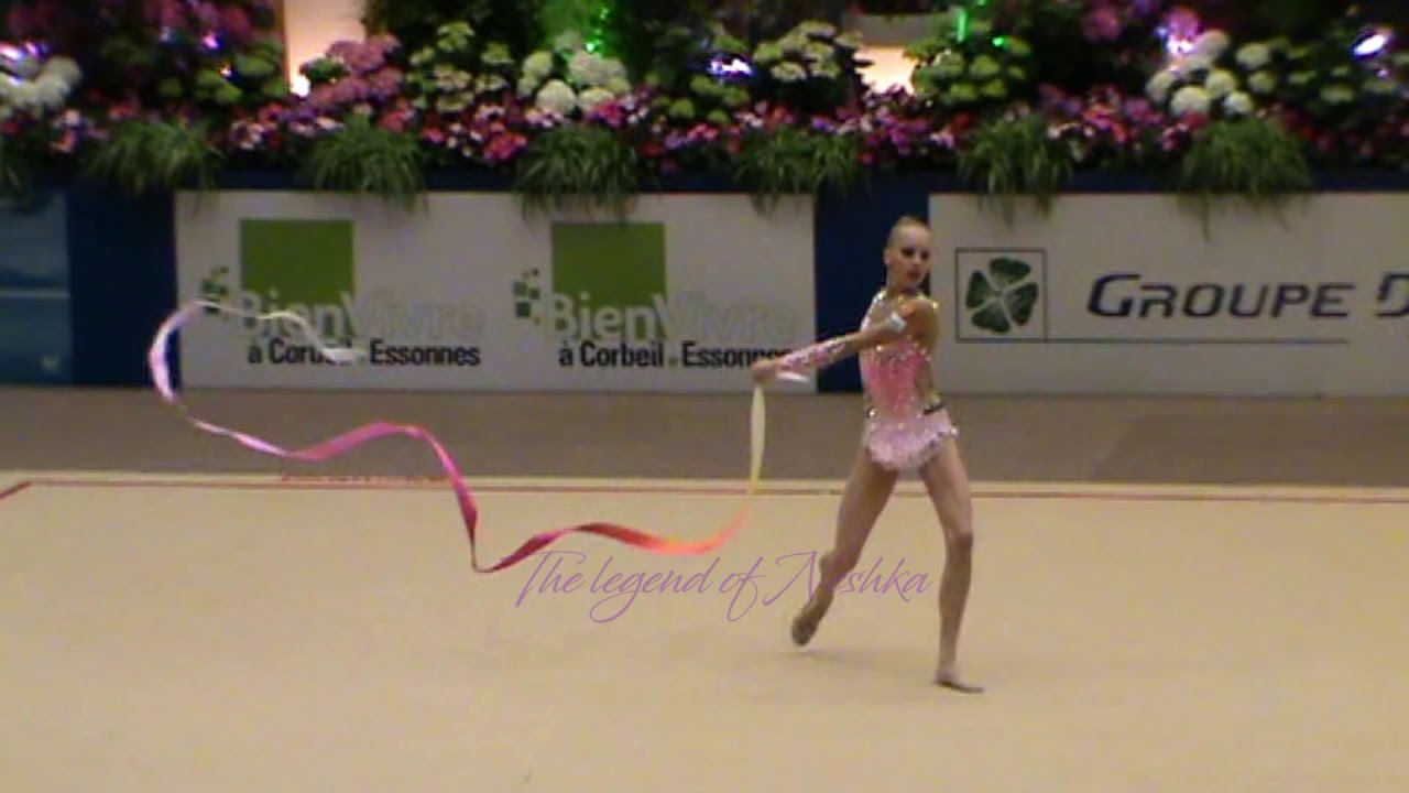 Yana KUDRYAVTSEVA (RUS) ribbon - 2014 Corbeil AA