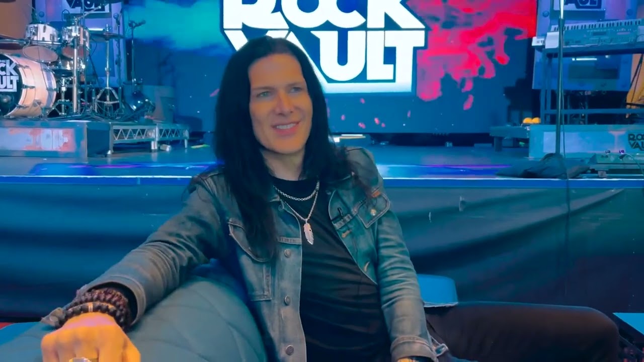 Quick chat with lead singer Todd Kerns