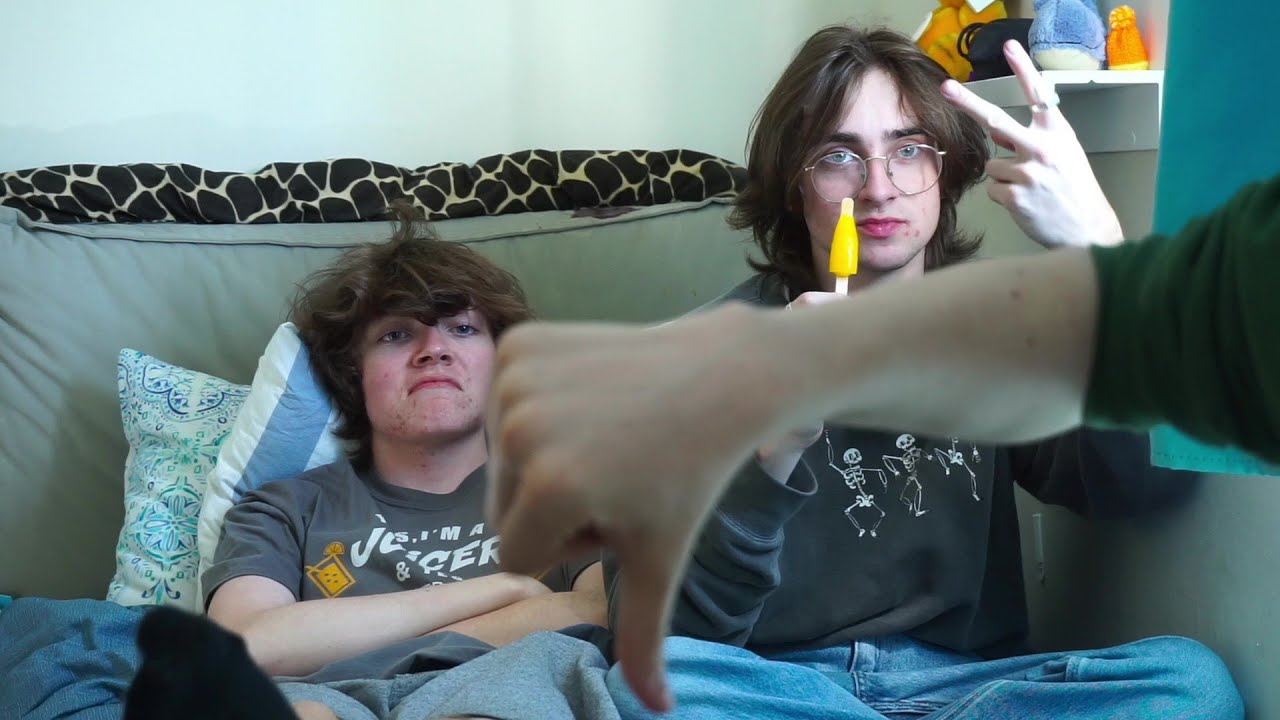 scottposts and jonnaay are in my BED? | MaxGGsVODS | 27th May 2023