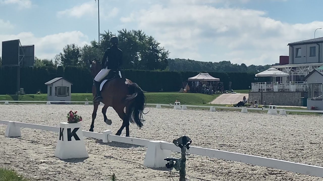 Martyna Kubala & Carlzin, K&uuml;r P-5