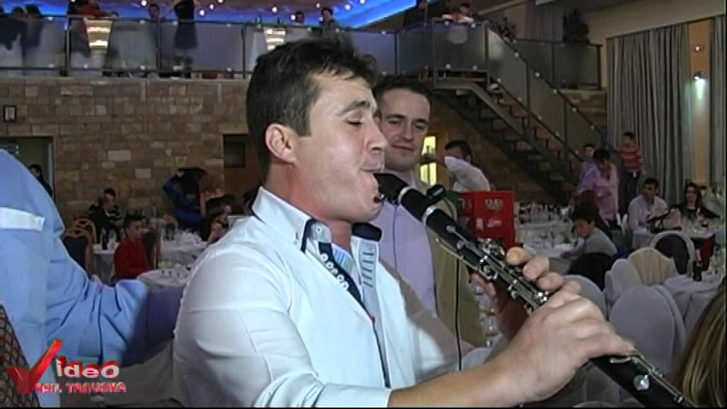 Kaba Me Klarinete : Nga Klarinetisti i Madh Ferd Mjeshtri .