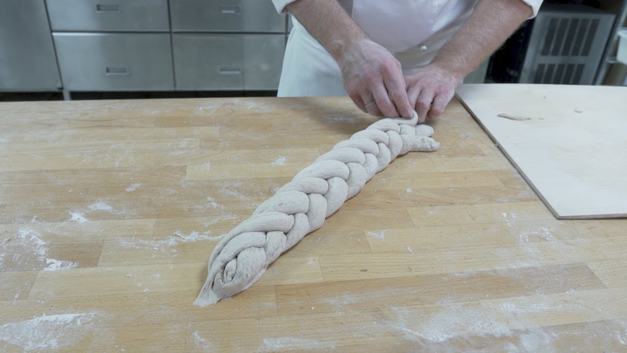 Baking: Fletting av brød