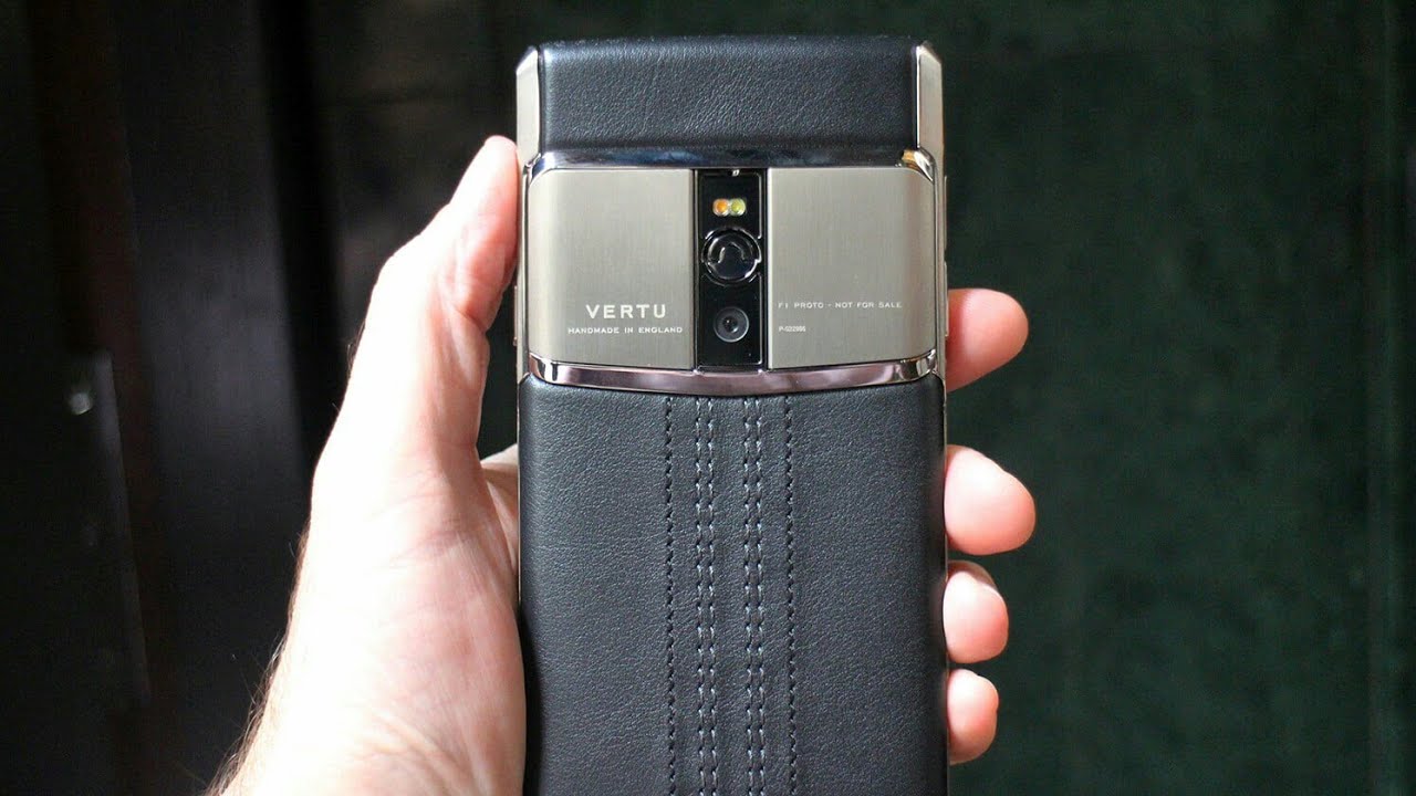 VERTU SIGNATURE TOUCH REVIEW.