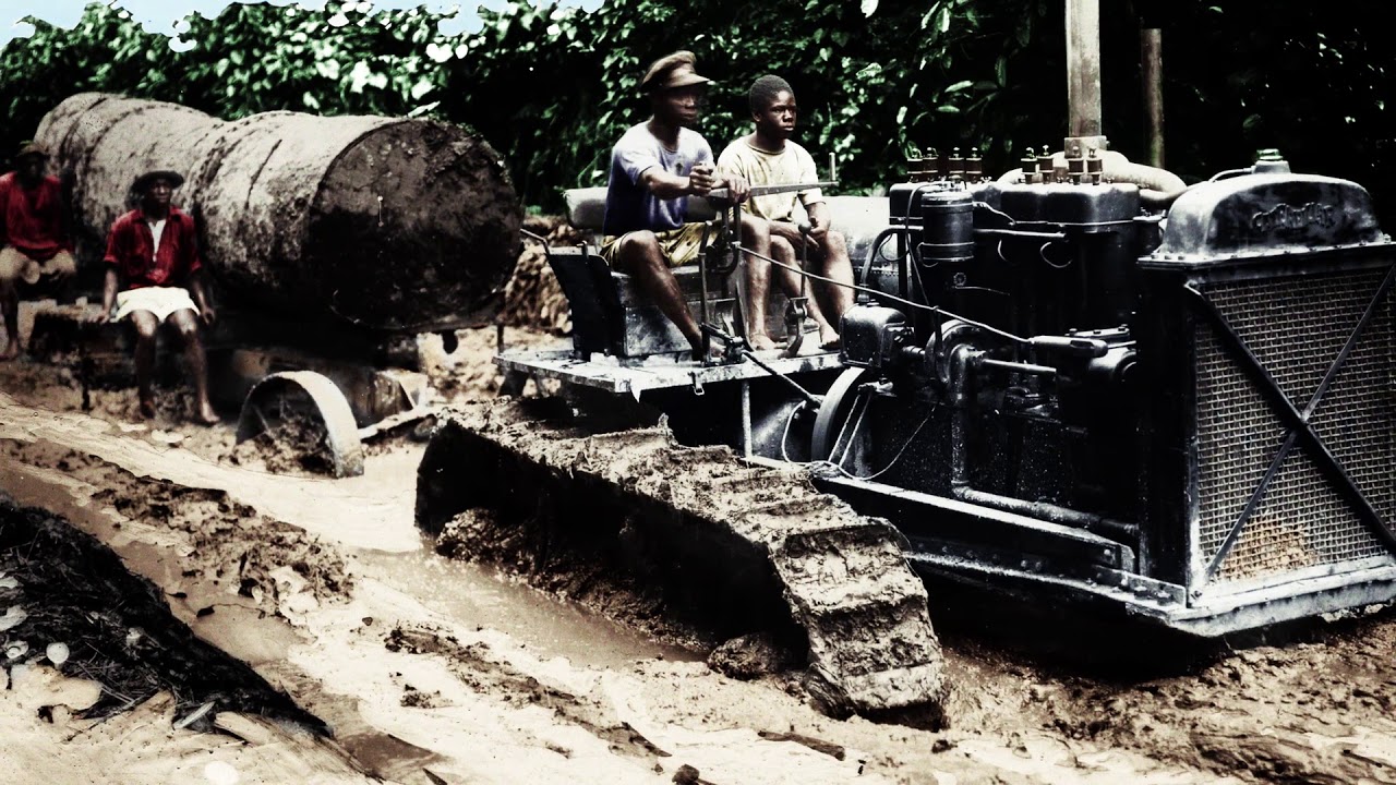 Cat® Products Working in Africa | Tracks Around the World