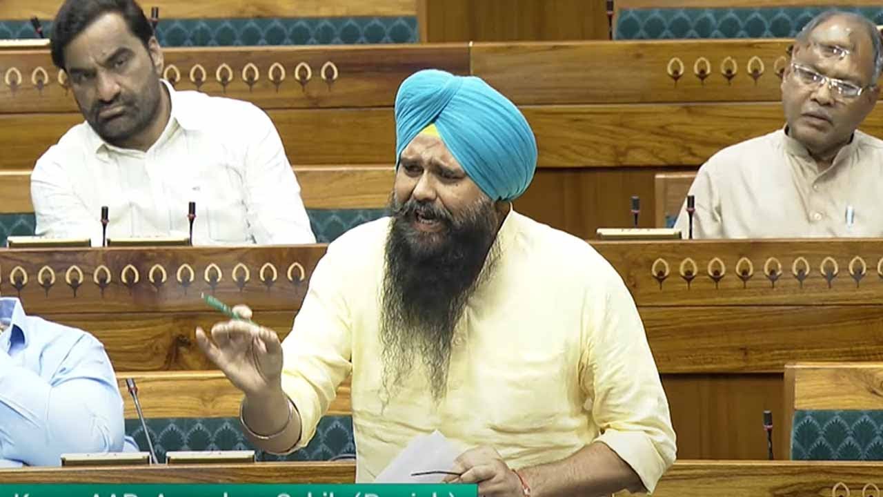 Malvinder Singh Kang's Powerful Speech On The Immigration and Foreigners Bill 2025 in Lok Sabha