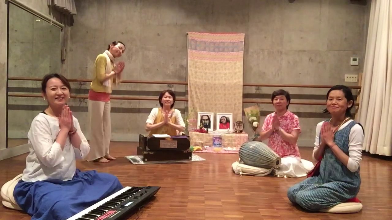 【シュリ ・ヴィッタラ・ギリダーリ・パラブランマネ・ナマハ】バジャン♪