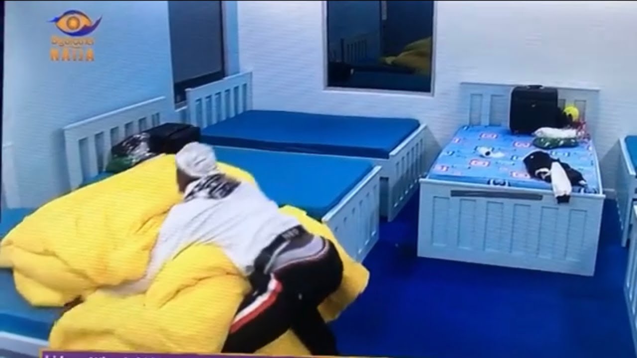 BBNaija! PANIC AS DUVETS AND PILLOWS GO MISSING| NENGI TALKS TO OZO ABOUT CATCHING FEELINGS AND MORE