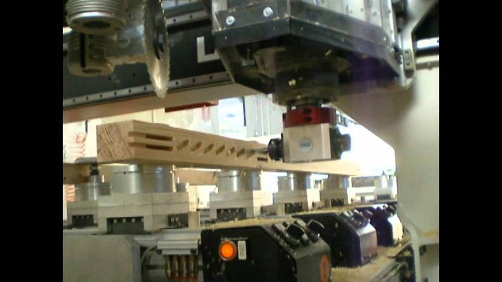 P7 centro di lavoro per serramenti