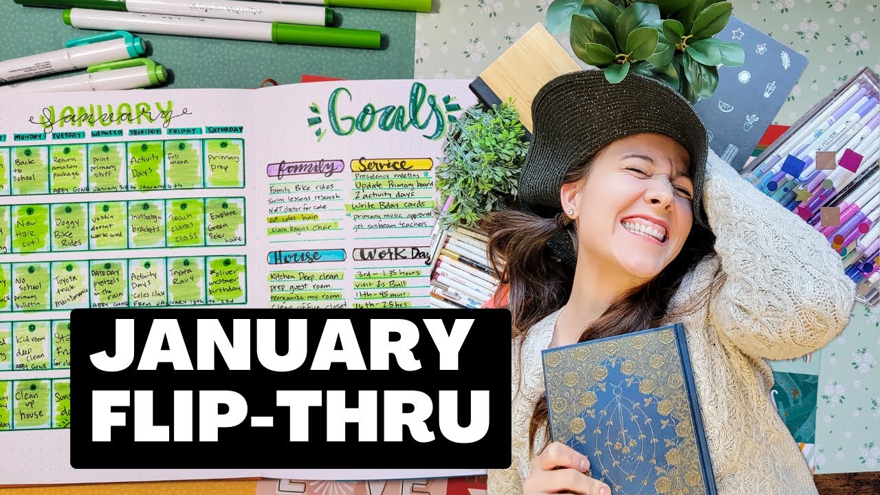 My SQUARE 8x8 Journal: January Flip Through