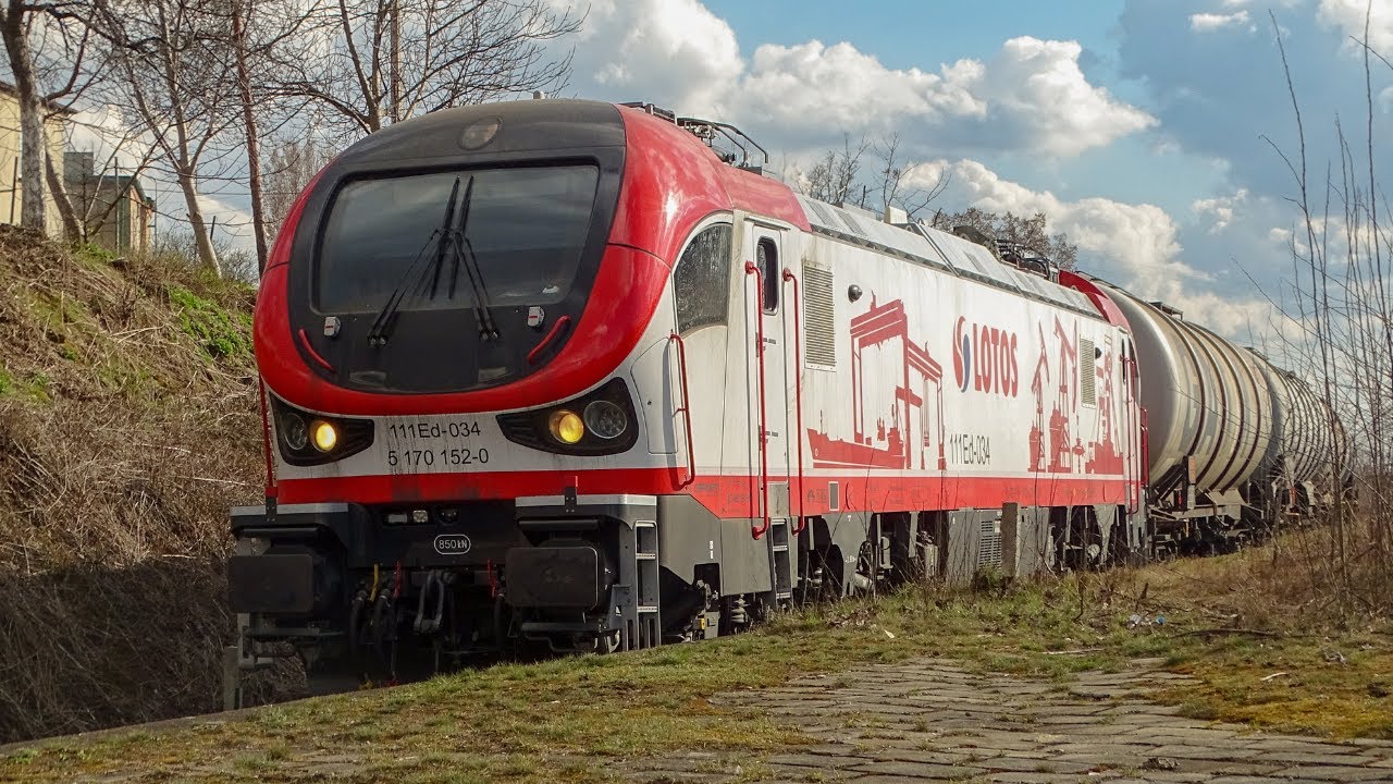 Gama Marathon Lotosu jedzie na silniku spalinowym | 111Ed-034 z cysternami w Radzionkowie Rojcy