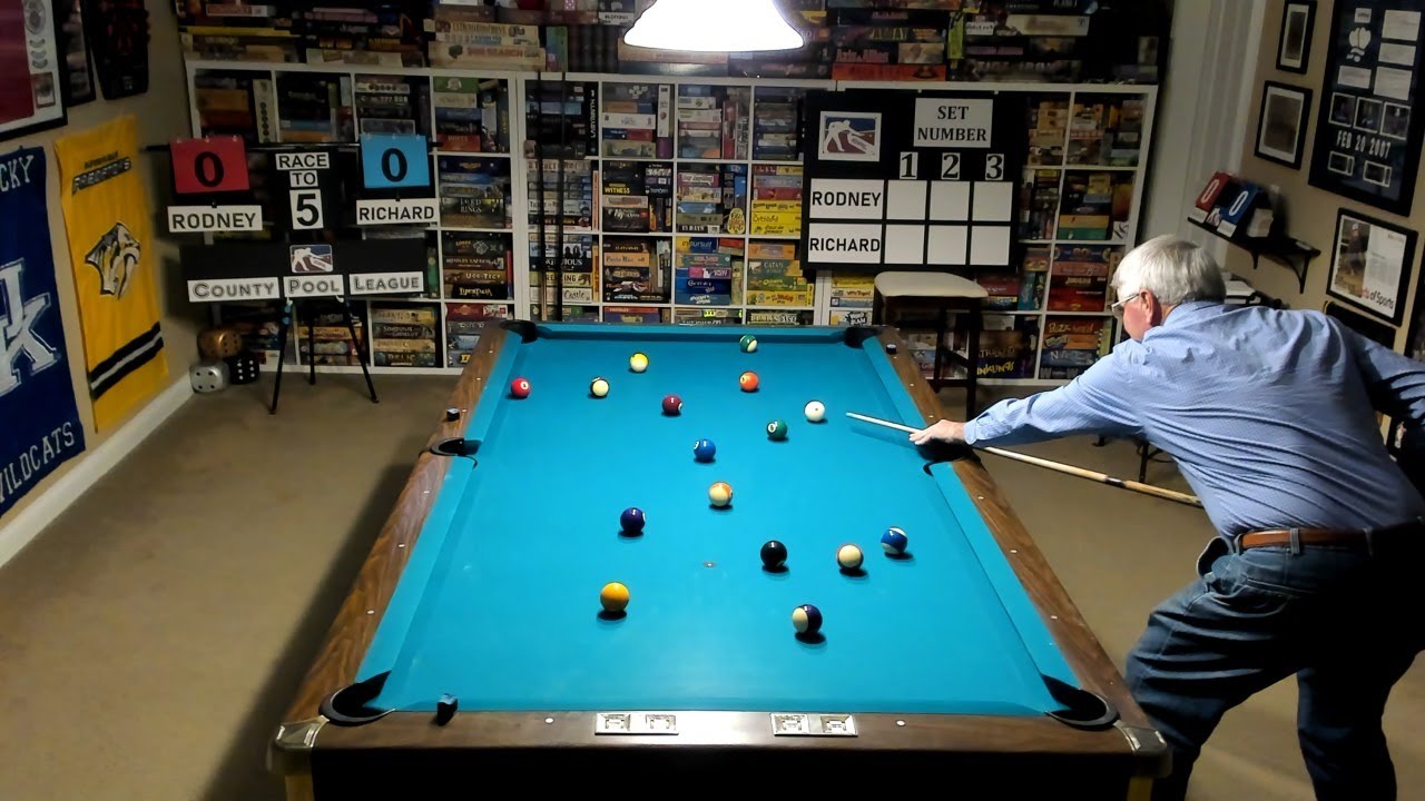County Pool League - Richard McFall vs Rodney Biggerstaff. Two races to 5 and one race to 4.