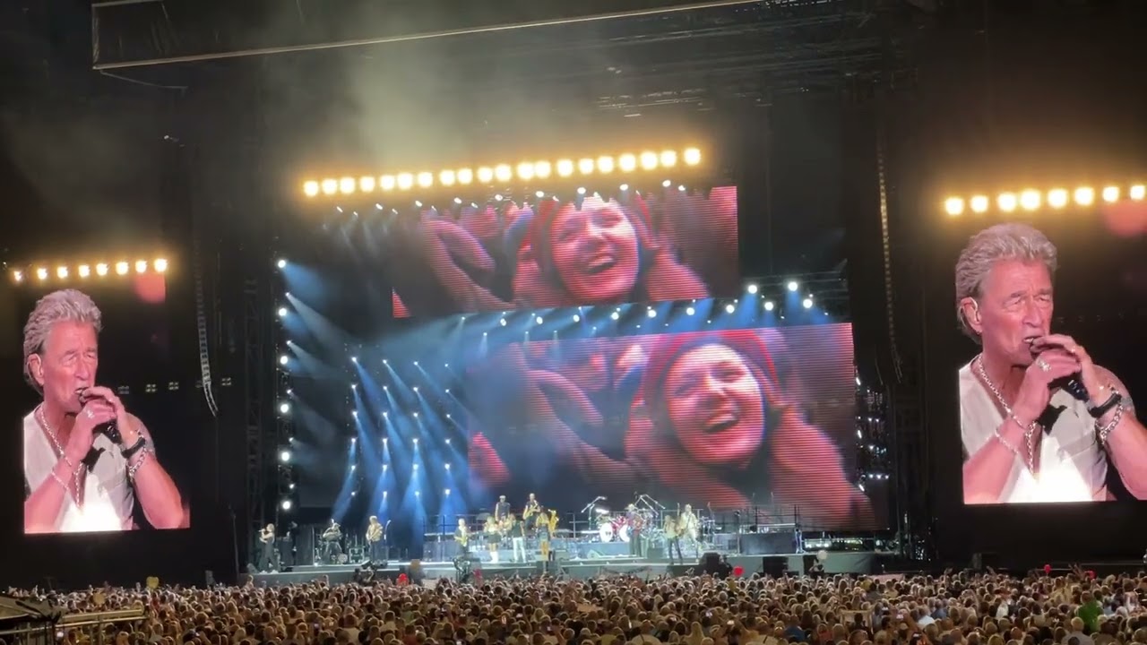 Über sieben Brücken mußt du geh'n gesungen Peter Maffay farewell Tour in der RedBull Arena Leipzig