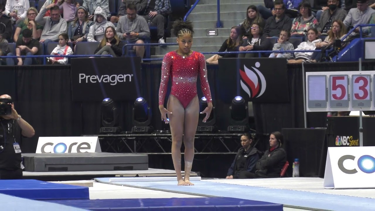 Skye Blakely  - Vault 2 -  2024 Core Hydration Classic  - Senior Women Session 2