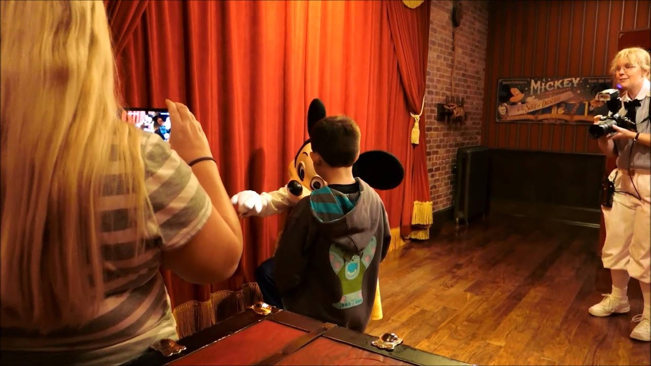 Meet Talking Mickey Mouse at Town Square Theater, Magic Kingdom, Walt Disney World Resort