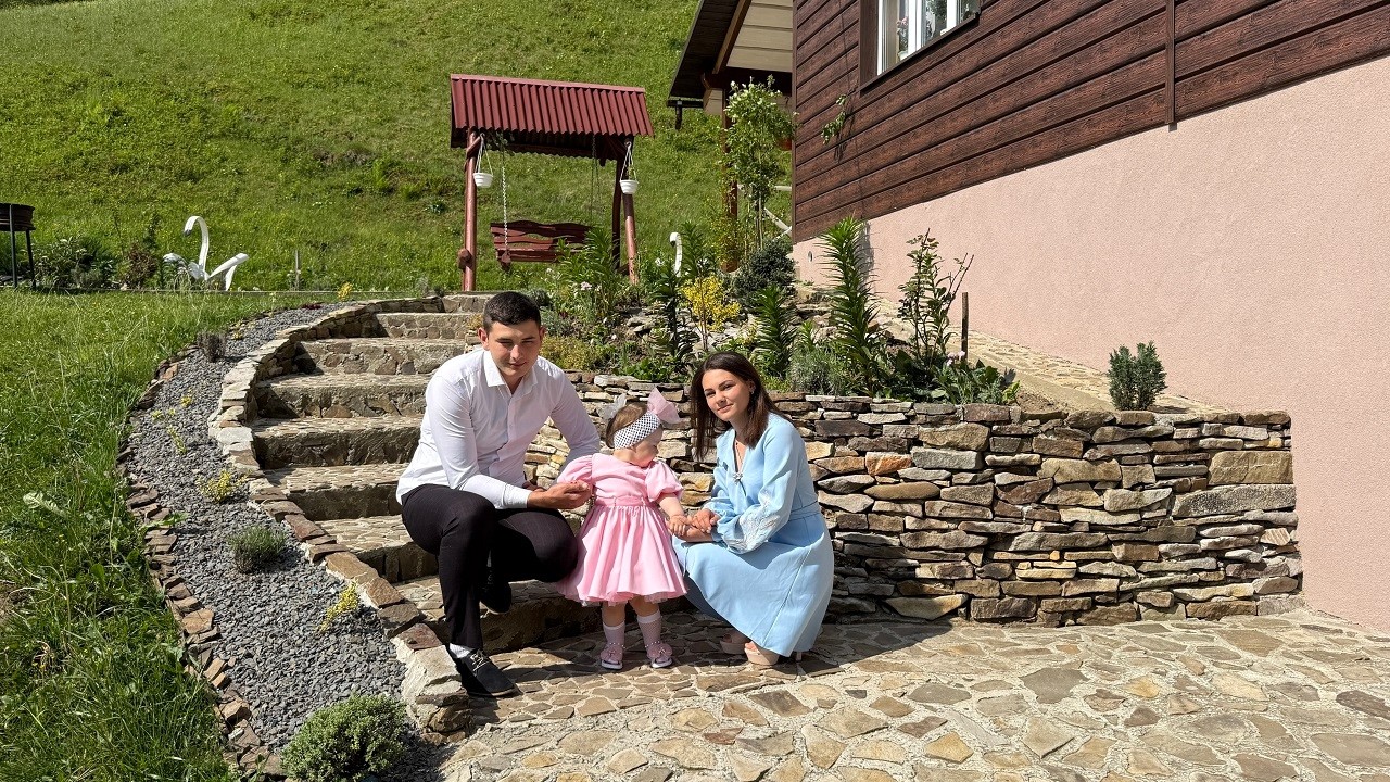 Holiday Prep in a Mountain Village 🏡🥔 | Cooking, Hand Mowing & Family Traditions 🌿🍲