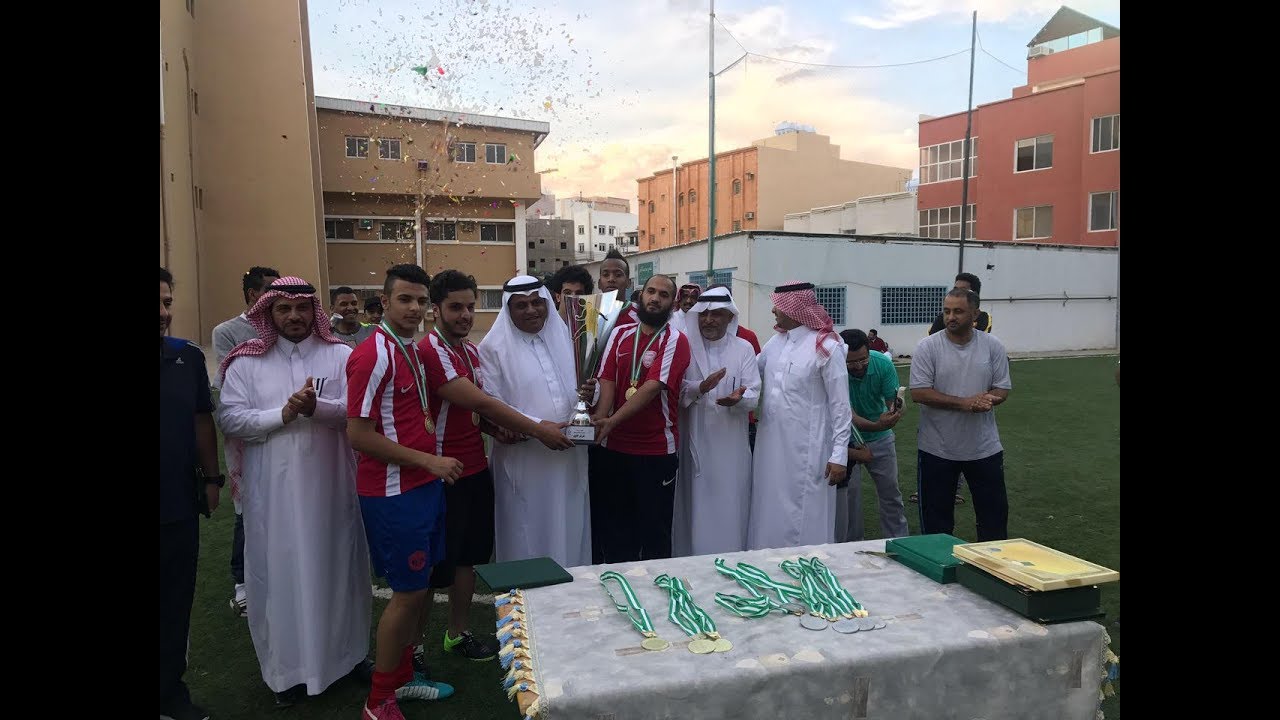 أبرز نشاطات وبرامج نادي مدرسة الحي بثانوية الفهد لعام ١٤٣٨