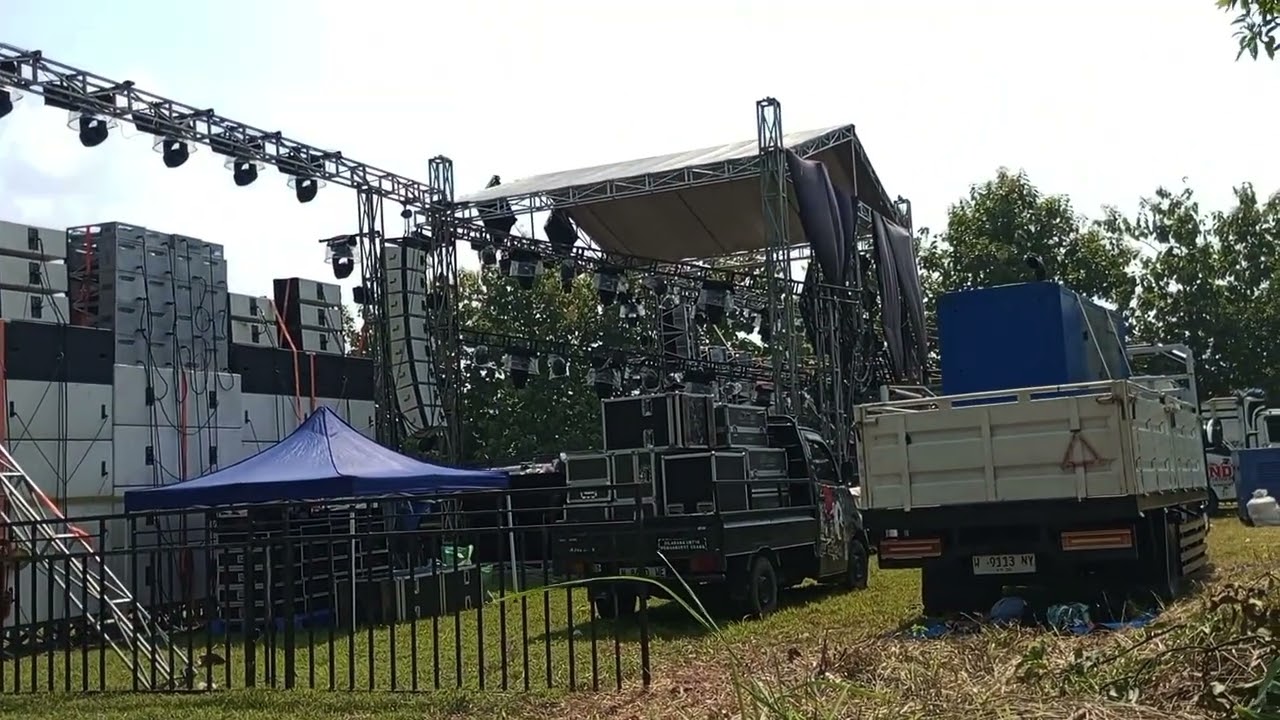 Suasana Persiapan LINGGAR JATI Featuring AJIJAYA Audio ‼️ Lapangan Jungwo Wonokerto Kemarin Pagi