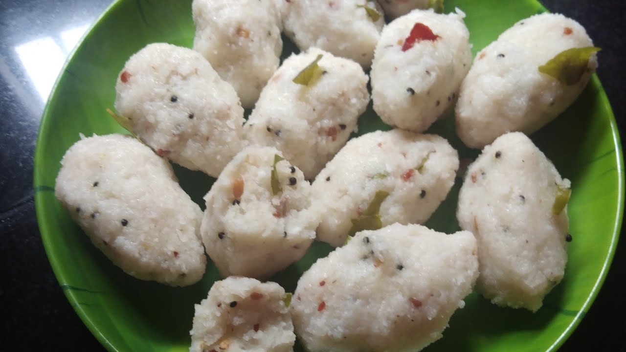 அரிசி அரைத்து செய்த கார கொழுக்கட்டை