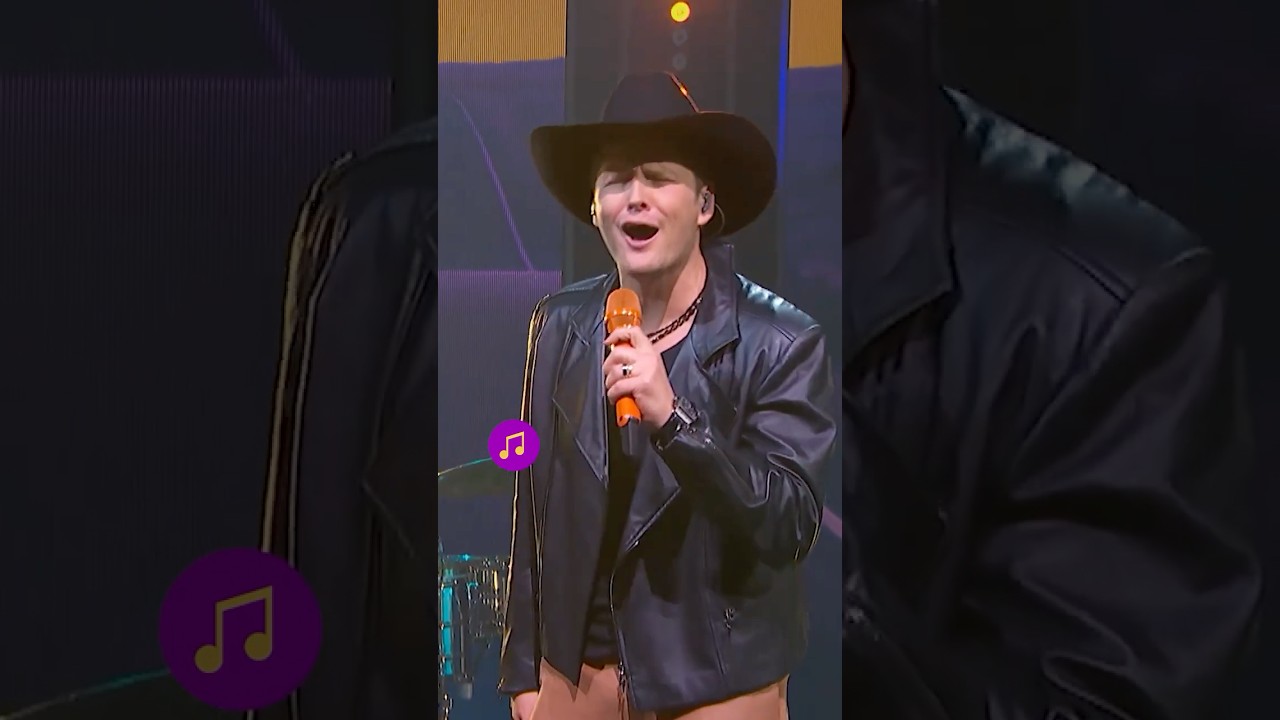 Pancho Barraza, Alexander Acha y el p&uacute;blico cantan 'Mi Enemigo el Amor' #juegodevoces