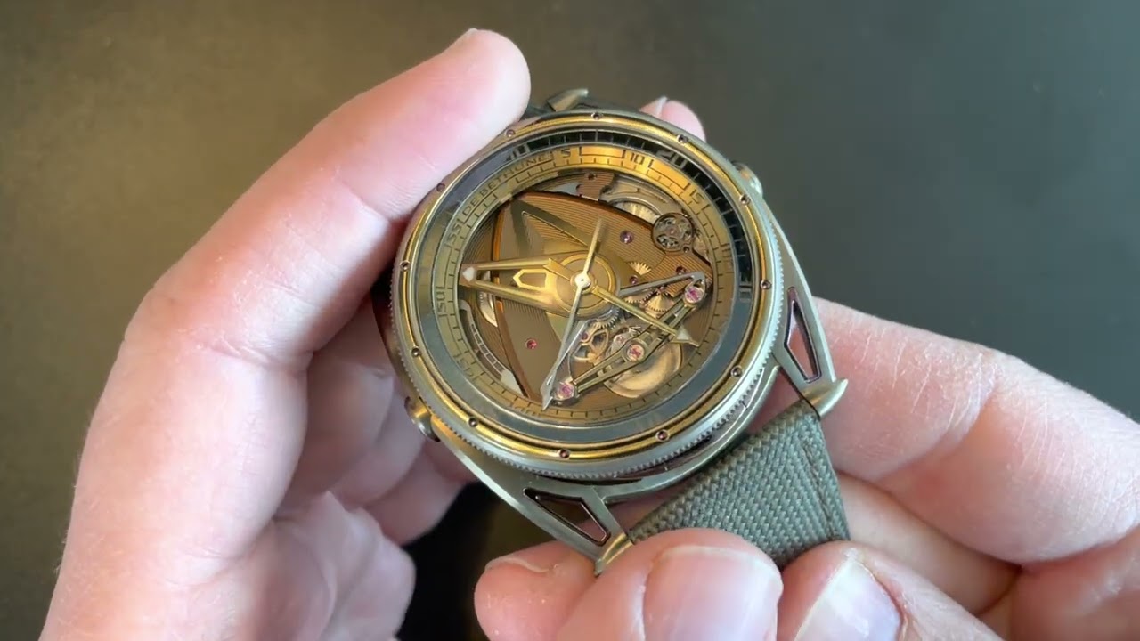 De Bethune DB28 Yellow Submarine REVIEW