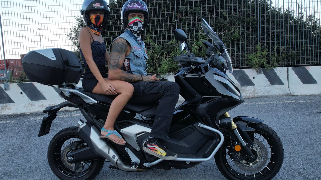 HONDA XADV750 con la mia segretaria e in OFF Road! #FabryRock #xadv750