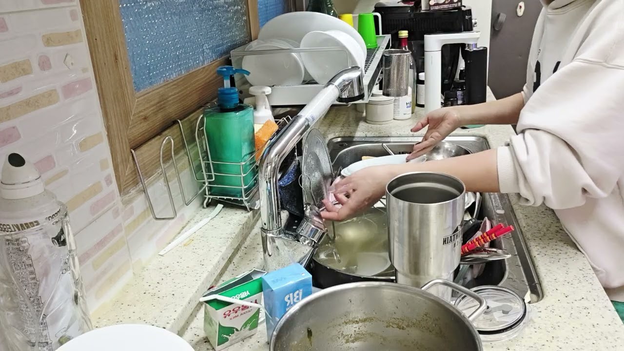 설거지하면서 수다좀 떨께요~ 목소리 가 작네요 볼륨을 조금 높여주세요^^;