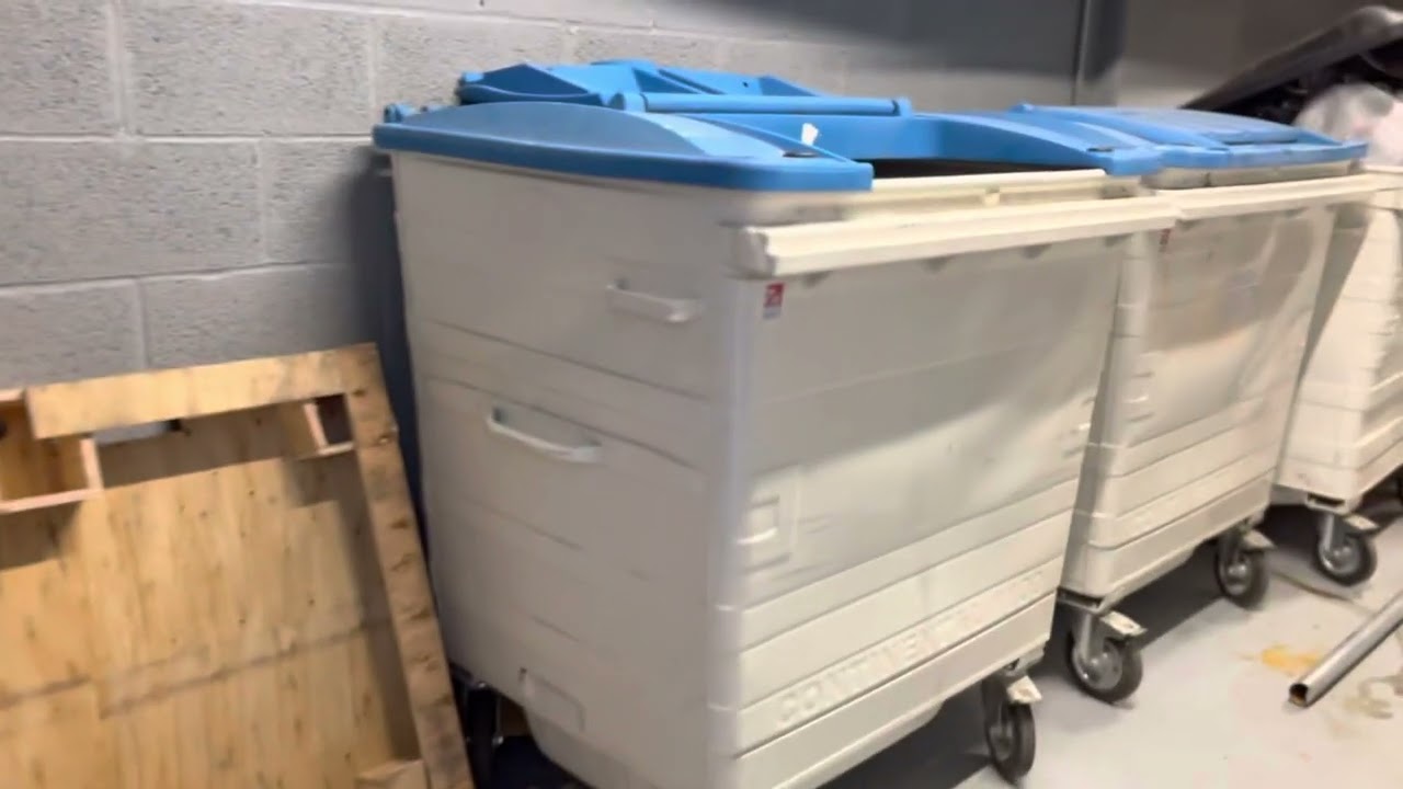 The Bin Area - Garbage/Waste Disposal - Sligo House