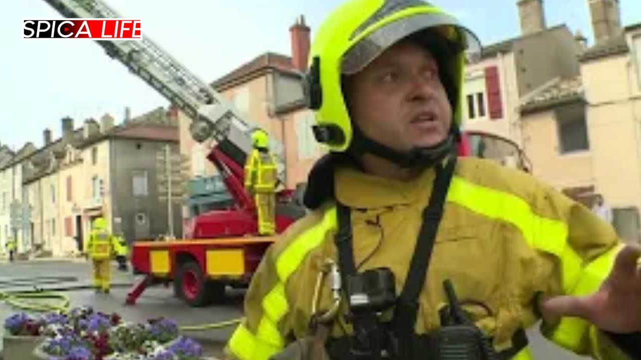 Pompiers en alerte : le toit peut céder à tout moment !