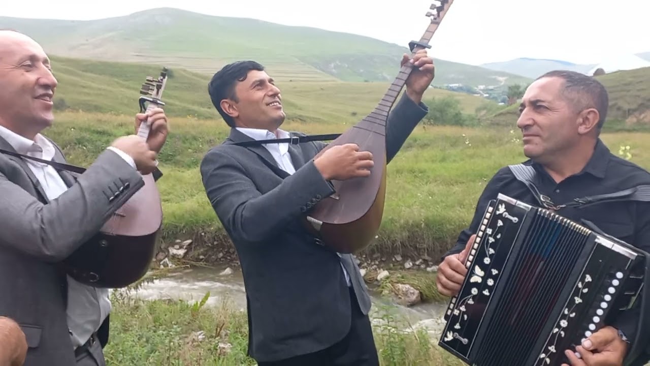 Aşıq Anar Aşıq Sərvan Qarmonda Rafiq Daşkəsənli  Şair Cavatdan