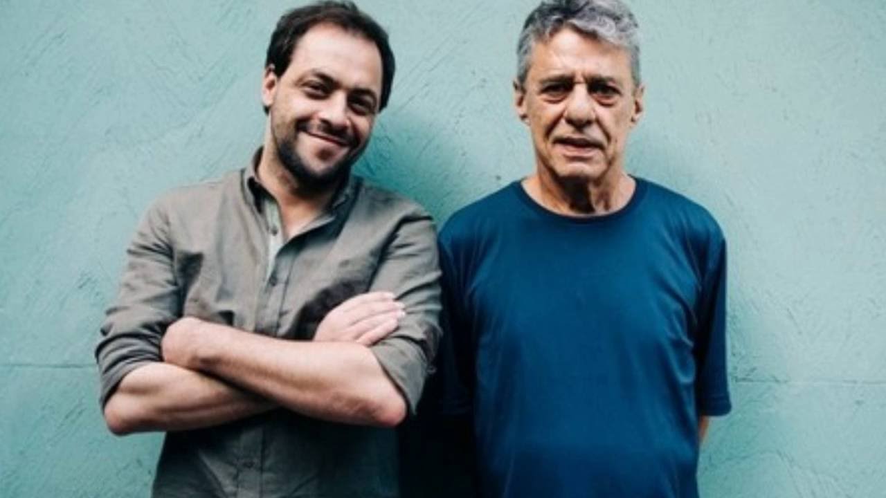 MORENA DOS OLHOS D'ÁGUA - ANTÓNIO ZAMBUJO