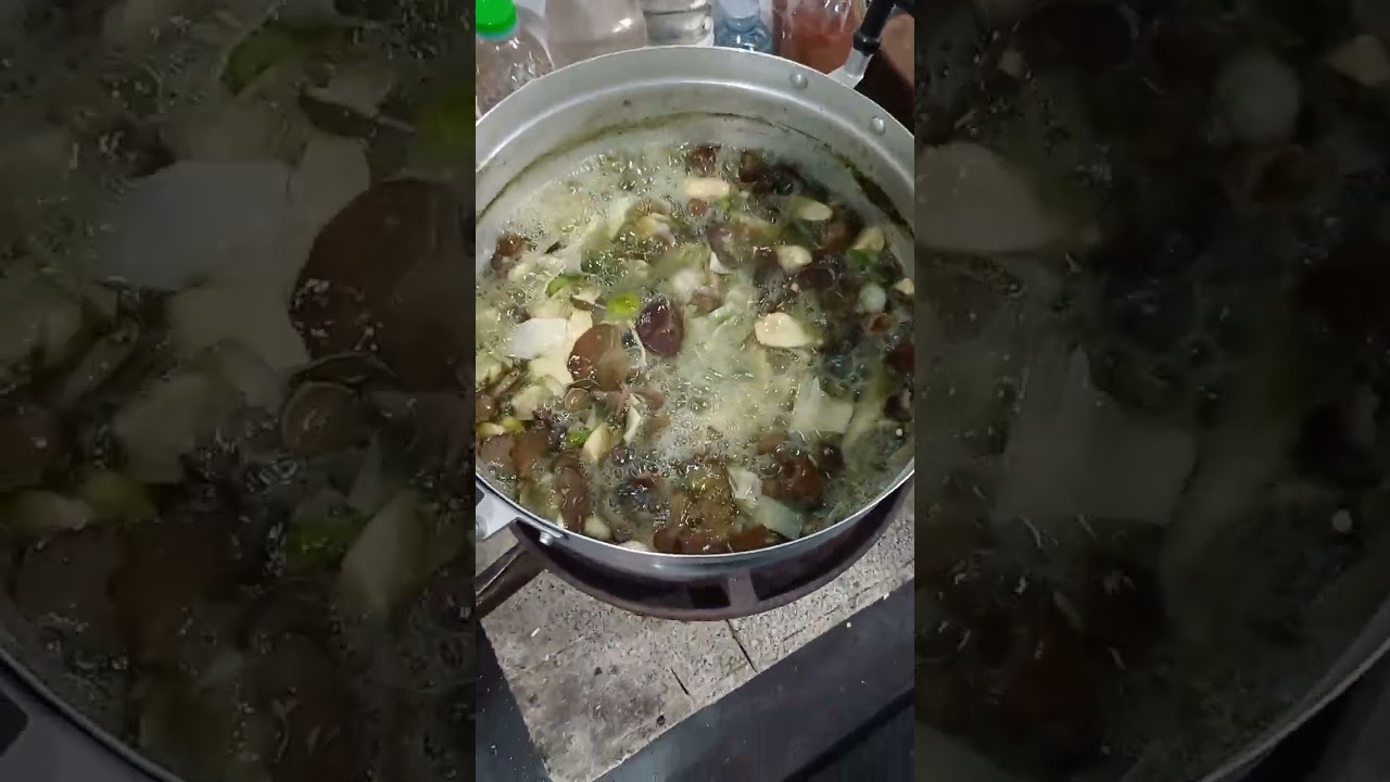 แกงเห็ดหูหนู #