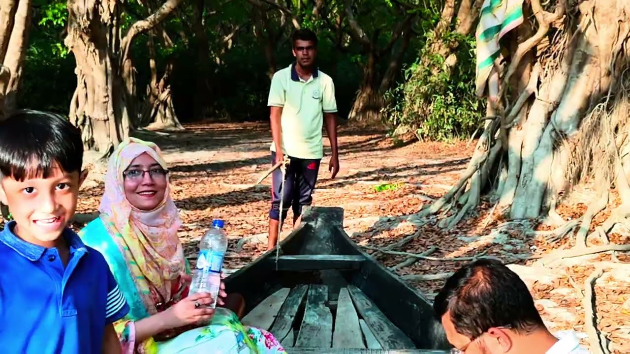 একমাত্র মিঠাপানির সোয়াম ফরেস্ট রাতারগোল সিলেট। 