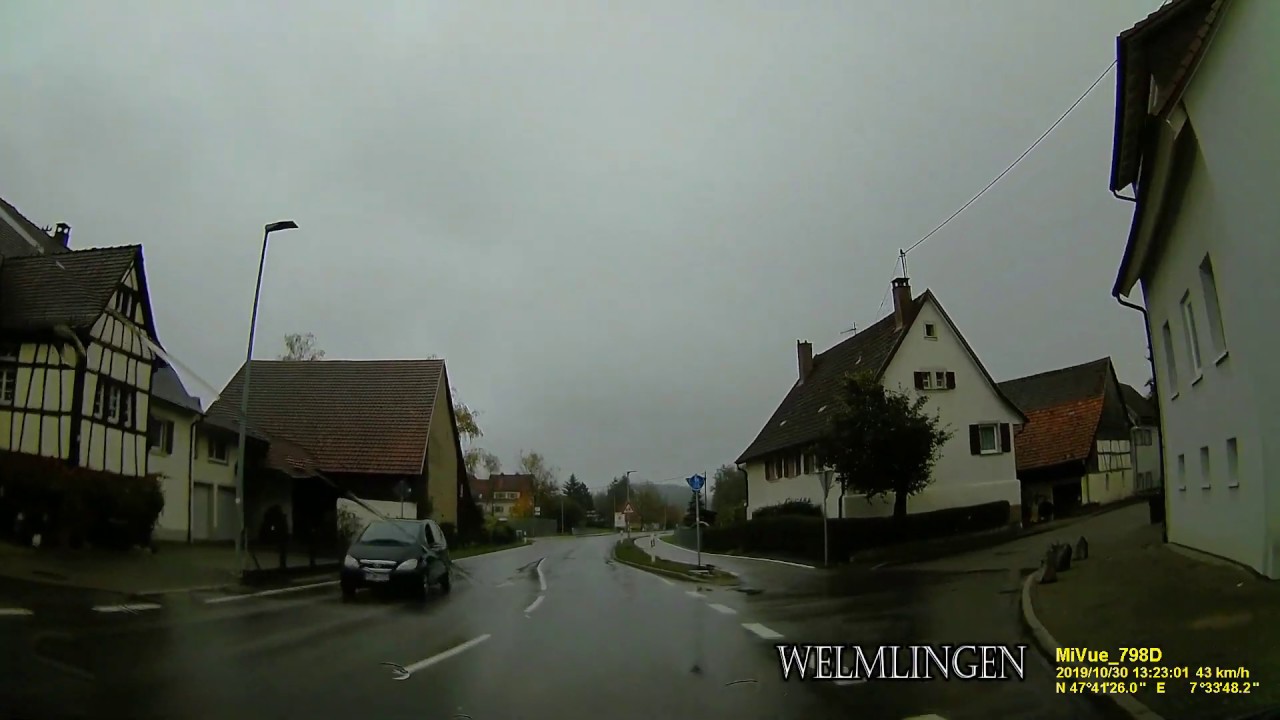 D: Welmlingen. Gemeinde Efringen-Kirchen. Landkreis Lörrach. Ortsdurchfahrt. Oktober 2019