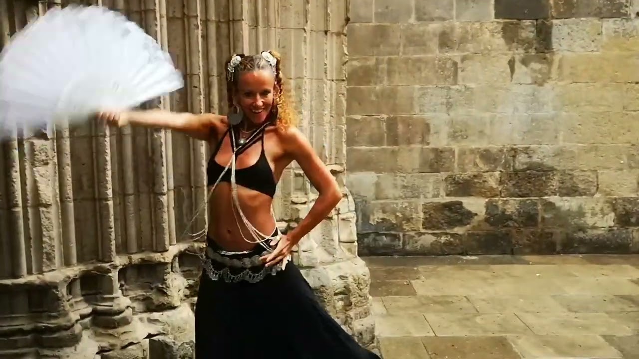 Belly dance Fusion in Barcelona by Diana Rego